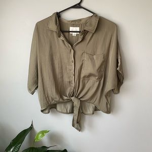 American eagle flowy button up blouse/shirt